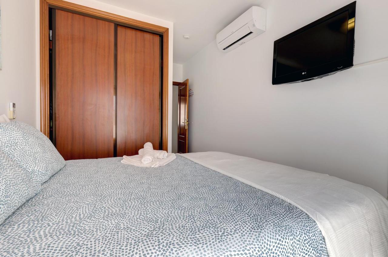 Top Floor Fuengirola Park Apartment With Parking Exteriör bild