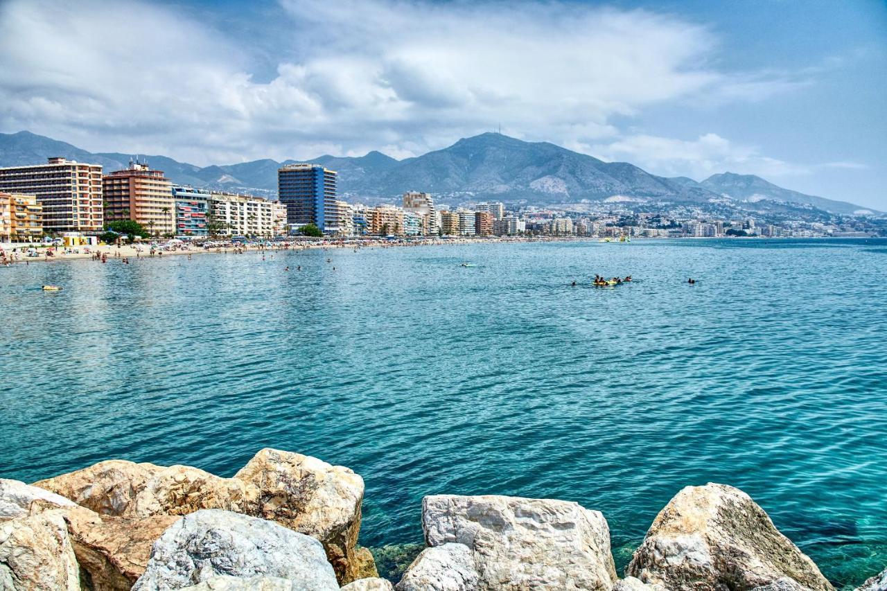 Top Floor Fuengirola Park Apartment With Parking Exteriör bild