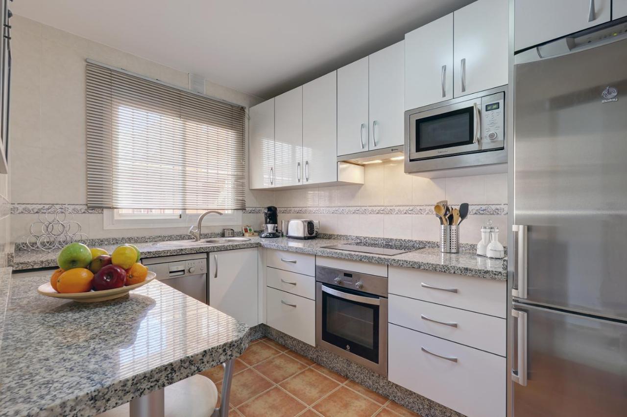 Top Floor Fuengirola Park Apartment With Parking Exteriör bild