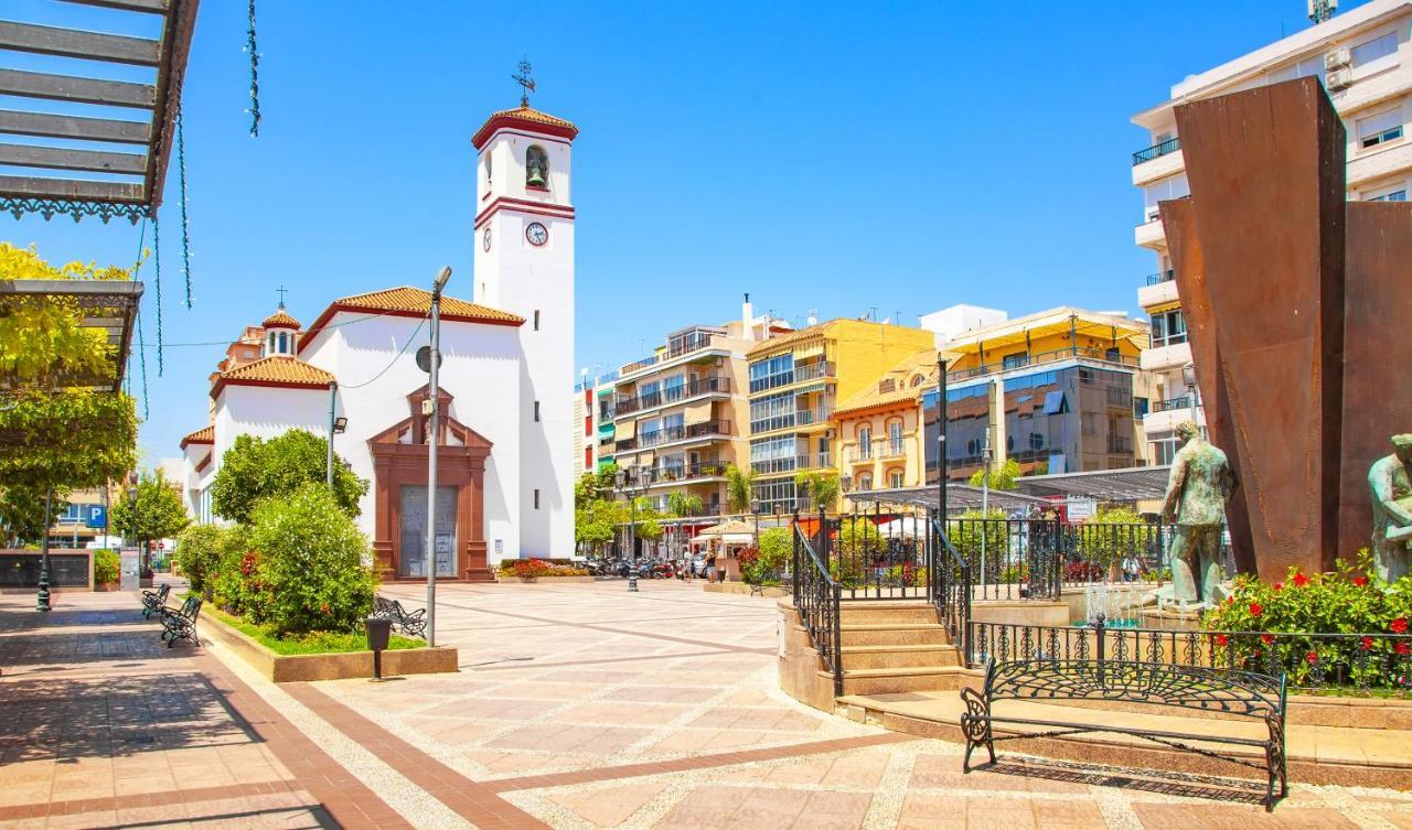 Top Floor Fuengirola Park Apartment With Parking Exteriör bild