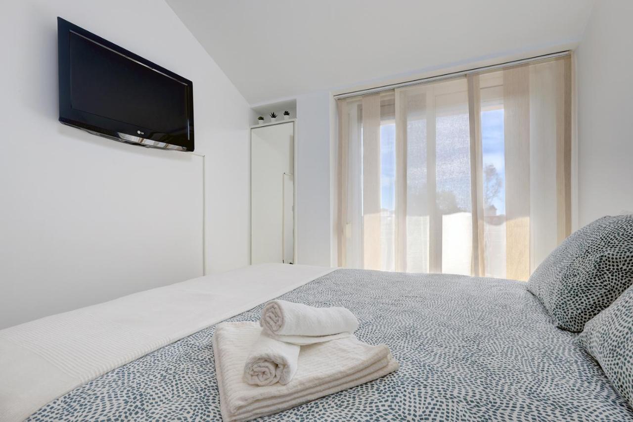 Top Floor Fuengirola Park Apartment With Parking Exteriör bild