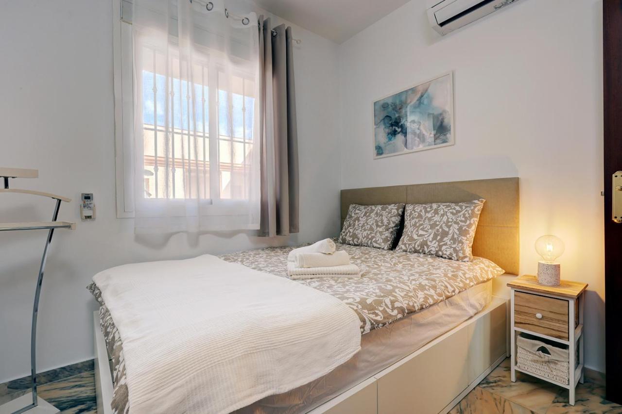 Top Floor Fuengirola Park Apartment With Parking Exteriör bild